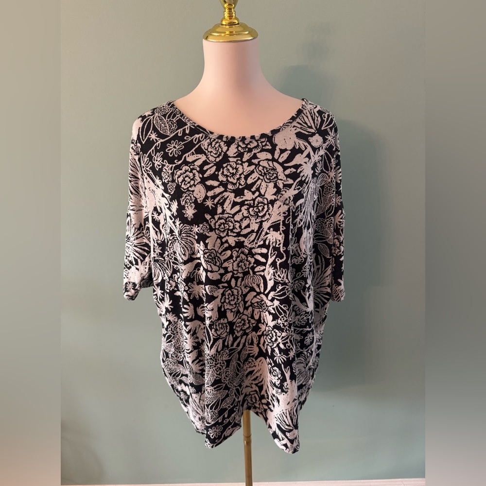 Lularoe Irma XL